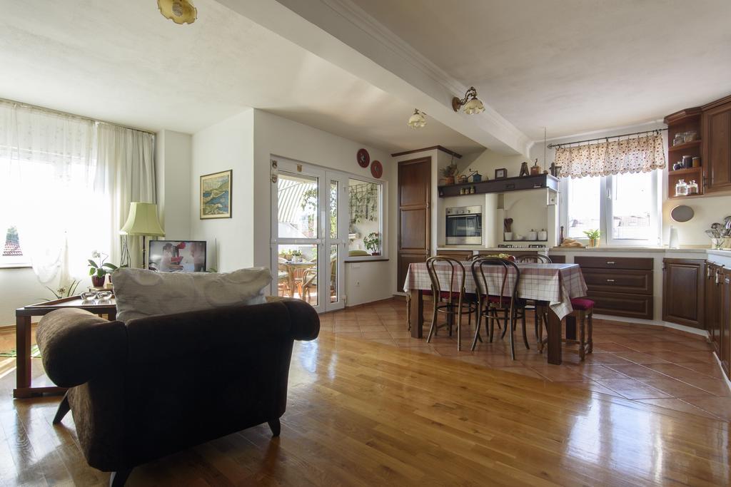 Апартаменти Basic Apartman Задар Екстер'єр фото